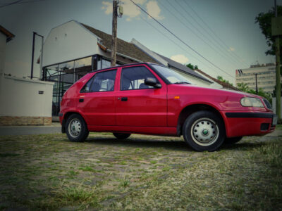 Alternatív Autóház Autóköcsönző - Skoda Felicia 1.3 bérautó Autókölcsönző Békéscsaba - Bérautó: Skoda Felícia 1.3
